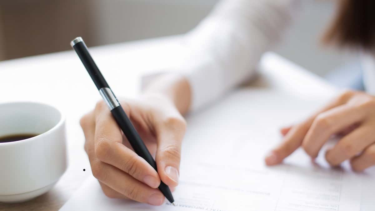 What are the Age Pension residency rules?