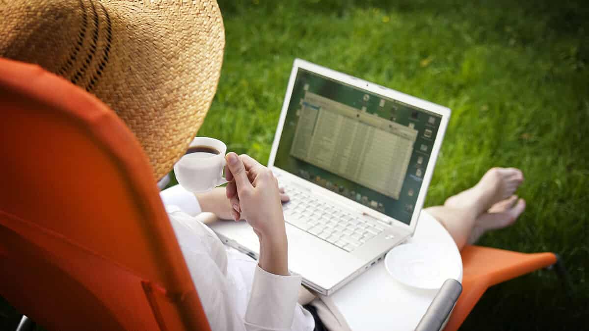 Pension fund performance: Monthly returns to November 2025